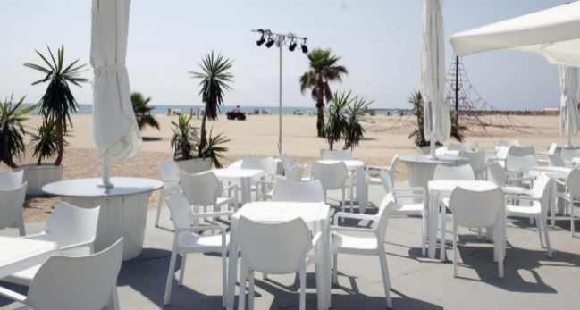 Apart Port Arenal Con Terraza Y Piscina Burriana Eksteriør bilde