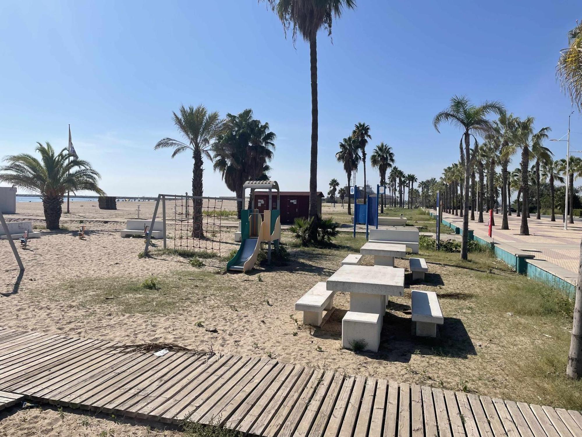 Apart Port Arenal Con Terraza Y Piscina Burriana Eksteriør bilde
